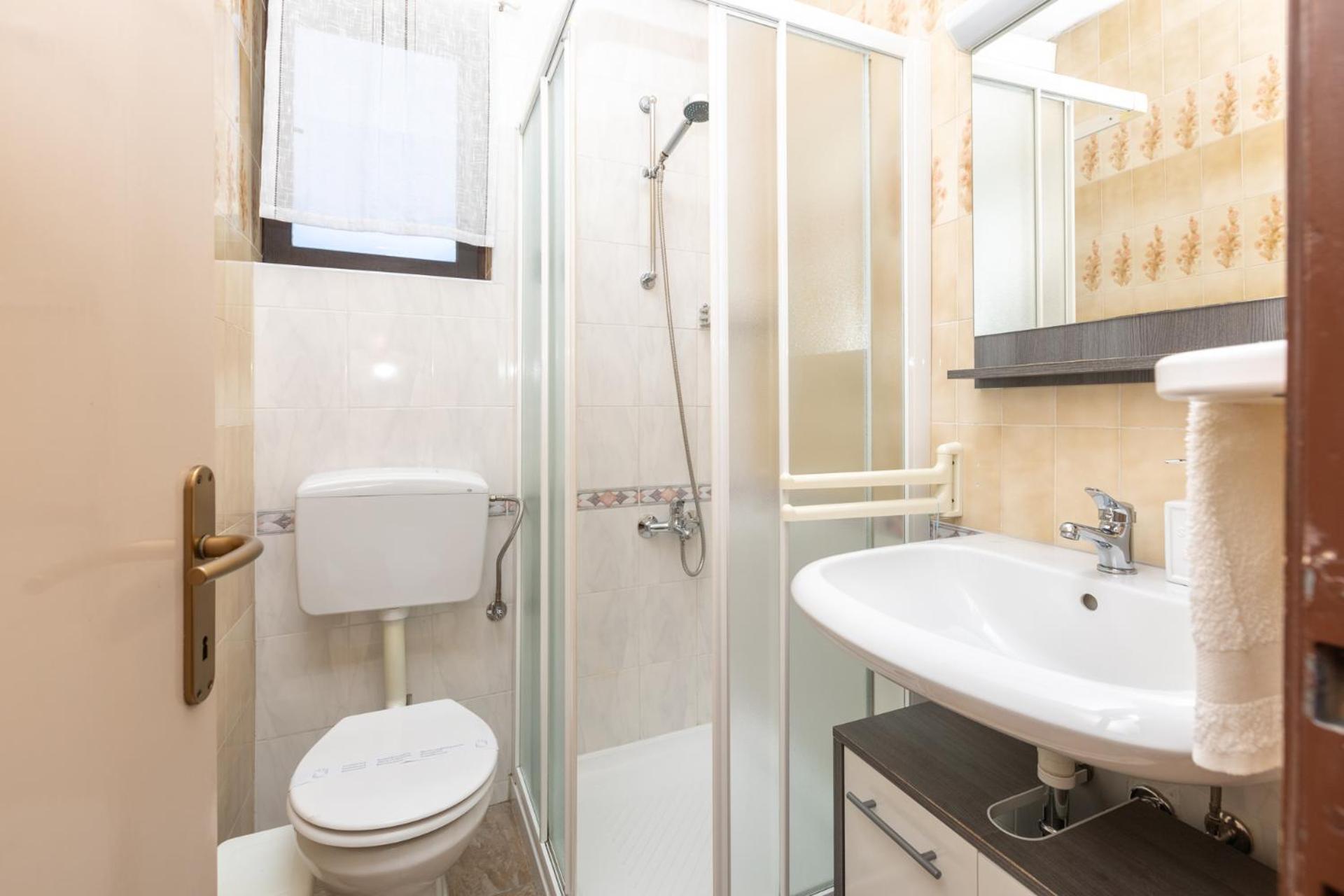 Apartman Kovac Malinska Ngoại thất bức ảnh